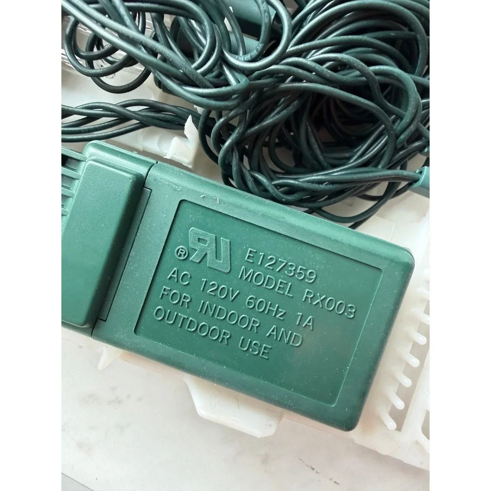 VTG Seasonal Specialties Chasing Christmas Lights 140ct‎ White Holiday Decor
